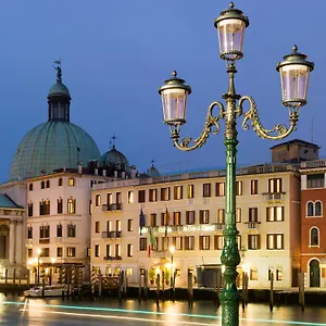 Carlton On The Grand Canal Hotel Veneza