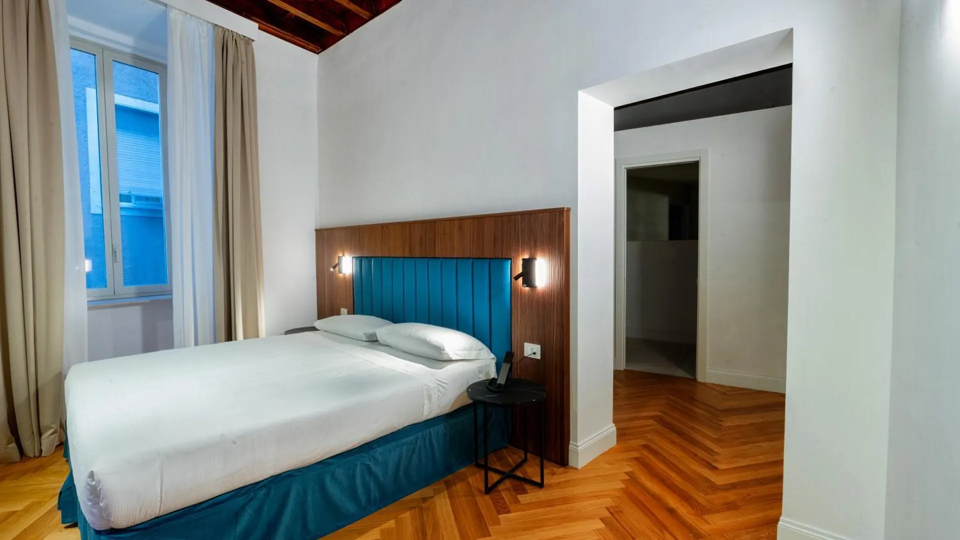 Albergo Abruzzi Roma 3*,  Itália